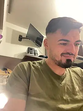 imooLoov online show from November 27, 2025, 9:04 pm