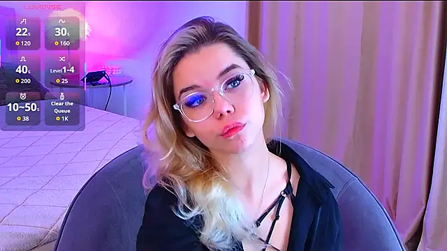 Snapshot of PrincessSlay chatting on September 24, 2025, 5:36 am PrincessSlay online show from September 24, 2025, 5:36 am