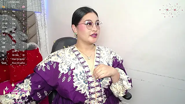 Snapshot of heluejamil chatting on February 17, 2026, 7:33 pm heluejamil online show from February 17, 2026, 7:33 pm