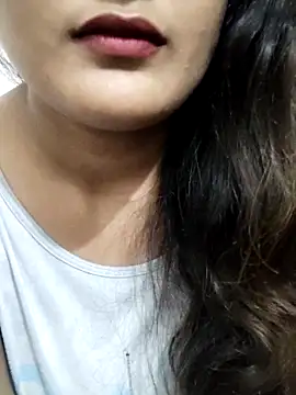 Snapshot of Cute_pinkii chatting on November 17, 2025, 7:40 pm Cute pinkii online show from November 17, 2025, 7:40 pm