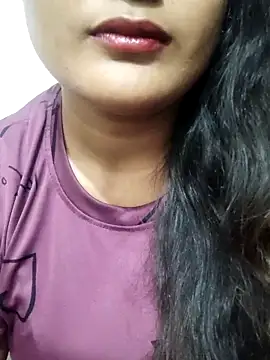 Snapshot of Cute_pinkii chatting on November 13, 2025, 7:40 pm Cute pinkii online show from November 13, 2025, 7:40 pm