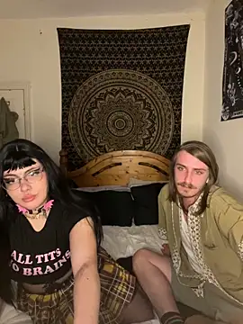 Classstrugglecutie online show from September 29, 2025, 11:38 am