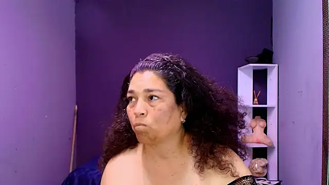 Snapshot of NinaBlazee chatting on October 9, 2025, 7:14 pm NinaBlazee online show from October 9, 2025, 7:14 pm