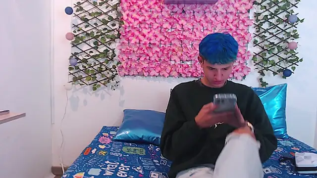 Snapshot of iam_lukas__ chatting on September 10, 2025, 2:54 am iam lukas online show from September 10, 2025, 2:54 am