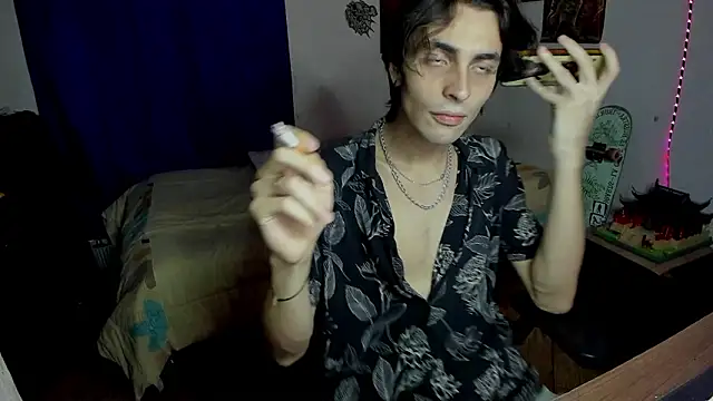 golden ryyan online show from March 12, 2026, 10:25 pm