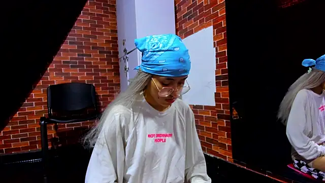 michaelmistress online show from October 3, 2025, 12:50 pm