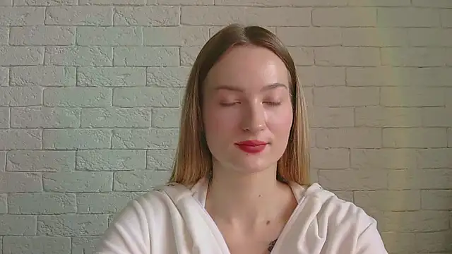 Snapshot of Alice_Sweet_01 chatting on December 18, 2025, 11:36 am Alice Sweet 01 online show from December 18, 2025, 11:36 am