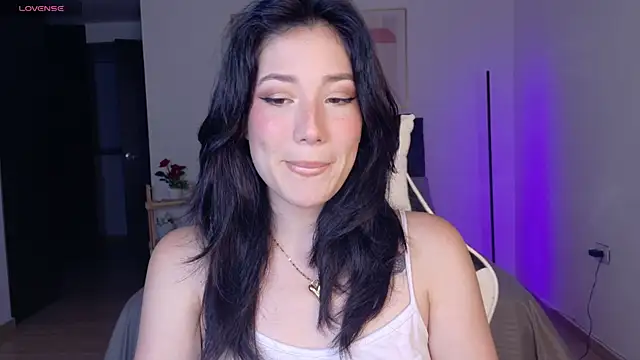 Snapshot of Eliih_01 chatting on October 23, 2025, 3:38 am Eliih 01 online show from October 23, 2025, 3:38 am