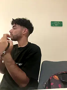 RaphaelDufort online show from October 30, 2025, 9:55 pm