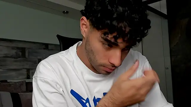 RaphaelDufort online show from January 5, 2026, 6:00 pm