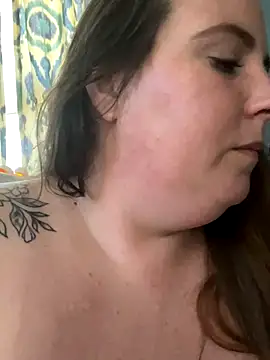 Snapshot of Domimommy420 chatting on October 24, 2025, 5:34 pm Domimommy420 online show from October 24, 2025, 5:34 pm