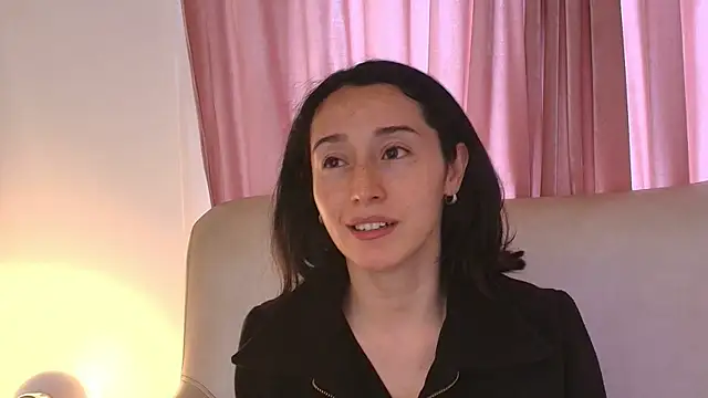 Snapshot of Ginevra_esposito chatting on April 23, 2026, 12:40 pm Ginevra esposito online show from April 23, 2026, 12:40 pm