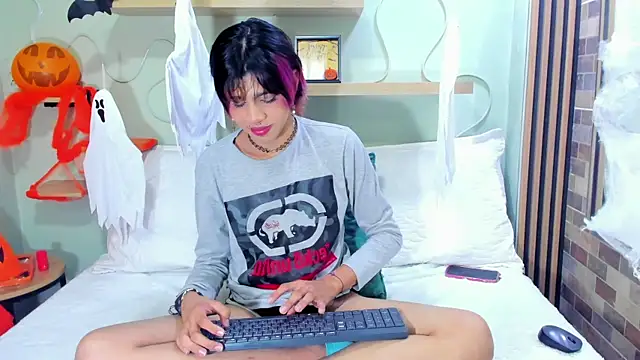 Dan Copers online show from October 22, 2025, 2:05 pm