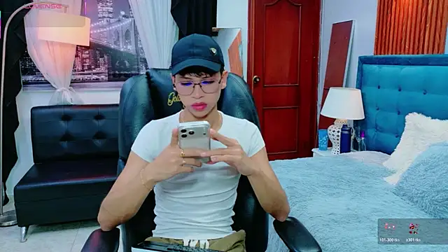 Snapshot of dilan_911 chatting on May 10, 2026, 5:26 pm dilan 911 online show from May 10, 2026, 5:26 pm
