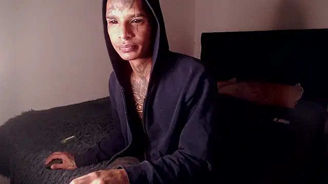 Snapshot of black_firex chatting on September 21, 2025, 3:06 pm black firex online show from September 21, 2025, 3:06 pm