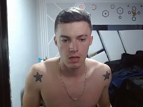 Snapshot of Ken_bigcock77 chatting on July 16, 2026, 10:40 pm Ken bigcock77 online show from July 16, 2026, 10:40 pm