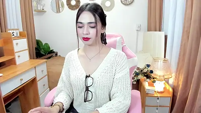 Snapshot of joyfulmartinaa chatting on September 28, 2025, 5:53 pm joyfulmartinaa online show from September 28, 2025, 5:53 pm