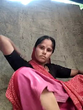 Hot-ilaiy online show from October 26, 2025, 1:50 am