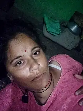 Hot-ilaiy online show from September 21, 2025, 10:59 pm