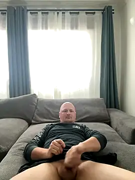 Attila120 online show from November 23, 2025, 9:41 am