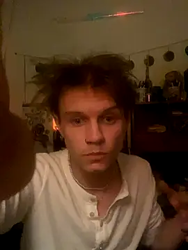 XanderOzzz online show from October 18, 2025, 9:44 am