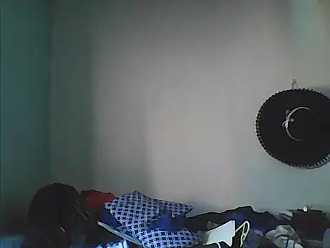 XaviGomez-87 online show from September 23, 2025, 9:44 pm