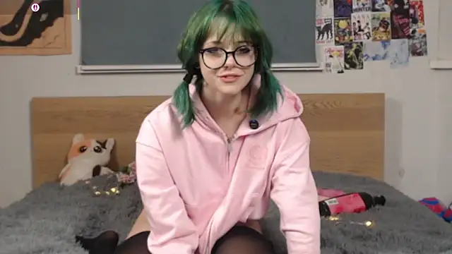 triplebakaaa online show from September 20, 2025, 10:48 pm