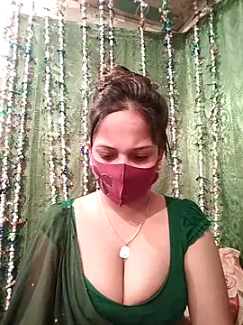 Snapshot of Payel_50 chatting on February 4, 2026, 10:38 pm Payel 50 online show from February 4, 2026, 10:38 pm