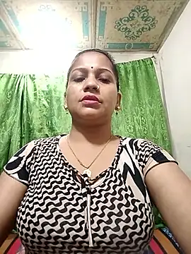 Snapshot of Payel_50 chatting on June 8, 2026, 9:04 pm Payel 50 online show from June 8, 2026, 9:04 pm