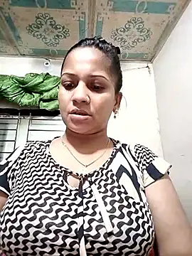Snapshot of Payel_50 chatting on June 10, 2026, 8:59 am Payel 50 online show from June 10, 2026, 8:59 am
