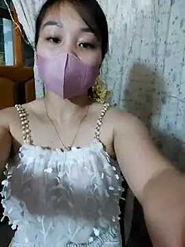 Laurie369 online show from September 27, 2025, 4:02 pm