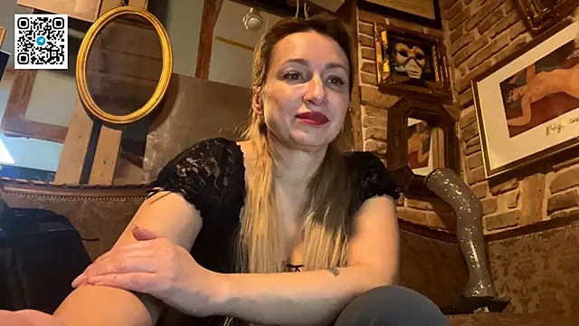 Lapussia online show from December 2, 2025, 8:10 pm