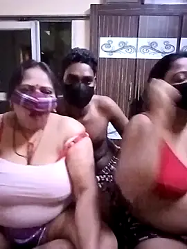 LoveOnStream online show from February 17, 2026, 4:54 am