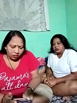 LoveOnStream online show from November 28, 2025, 12:55 am