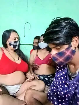 LoveOnStream online show from November 1, 2025, 1:56 am