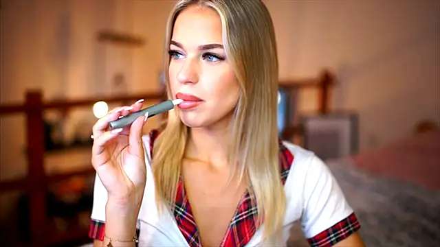 Emilyvanroessel online show from January 8, 2026, 8:09 am