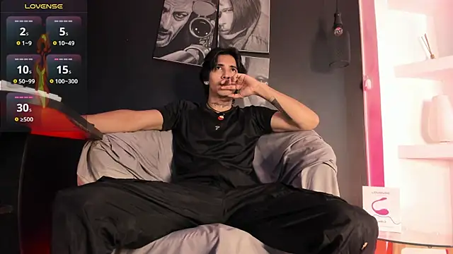 Snapshot of jett_savage chatting on November 7, 2025, 4:33 pm jett savage online show from November 7, 2025, 4:33 pm