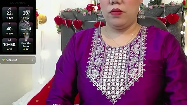 IndraKaur  online show from April 1, 2026, 12:06 pm