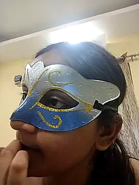 Snapshot of rimasharma_10 chatting on September 13, 2025, 9:42 am rimasharma 10 online show from September 13, 2025, 9:42 am