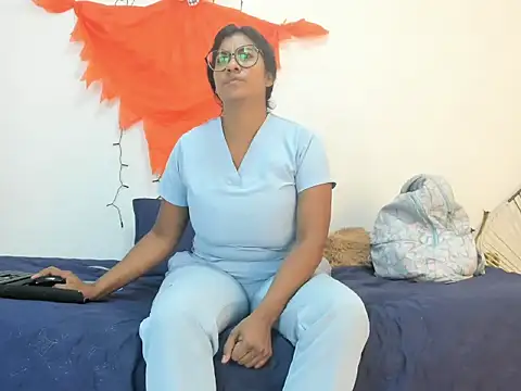  Miaa khalifa  online show from October 21, 2025, 12:15 pm