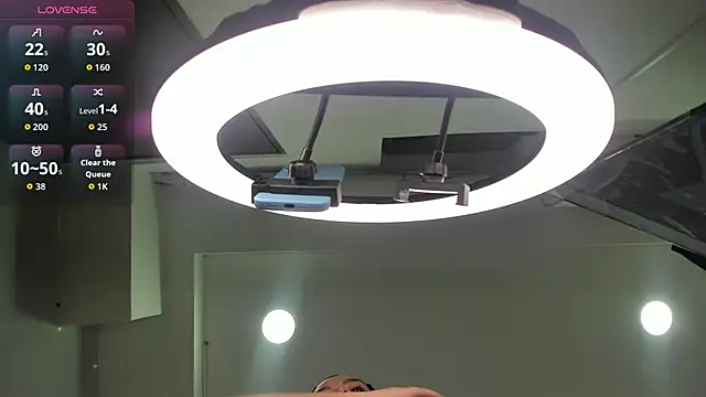 Snapshot of aurora_tziu chatting on May 14, 2026, 3:36 am aurora tziu online show from May 14, 2026, 3:36 am