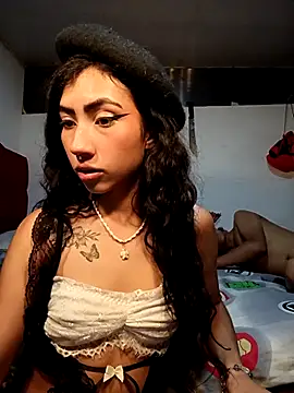 Snapshot of keith_russo chatting on December 14, 2025, 11:10 pm keith russo online show from December 14, 2025, 11:10 pm