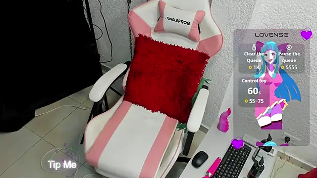 Snapshot of cherry_moon1 chatting on March 3, 2026, 12:12 pm cherry moon1 online show from March 3, 2026, 12:12 pm