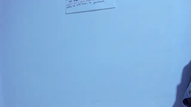 crystaldarliing online show from December 21, 2025, 4:19 pm