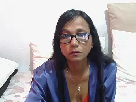 Snapshot of indian_sherryxo chatting on October 2, 2025, 11:57 am indian sherryxo online show from October 2, 2025, 11:57 am