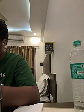 saumon3022 online show from November 14, 2025, 3:59 pm