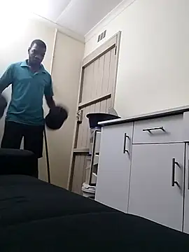 TmanZim2025 online show from October 4, 2025, 6:42 pm