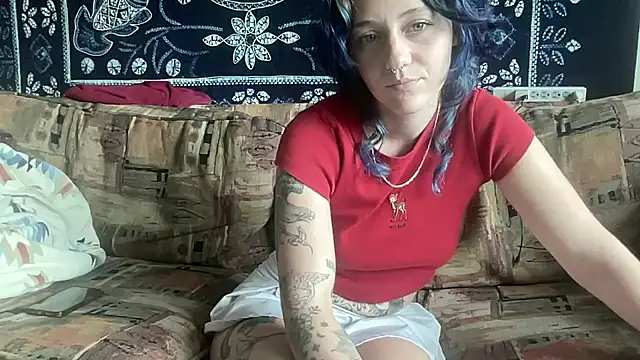 Snapshot of MissAndrist chatting on May 20, 2026, 12:51 am MissAndrist online show from May 20, 2026, 12:51 am