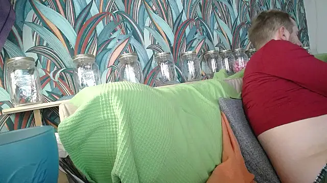 gaydavid online show from October 2, 2025, 12:47 am