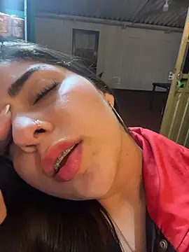 Snapshot of Isaa-Sweet chatting on November 22, 2025, 9:08 am Isaa-Sweet online show from November 22, 2025, 9:08 am